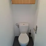 Modern 1br Quiet 10 Min Walk To * Ле-Лаванду